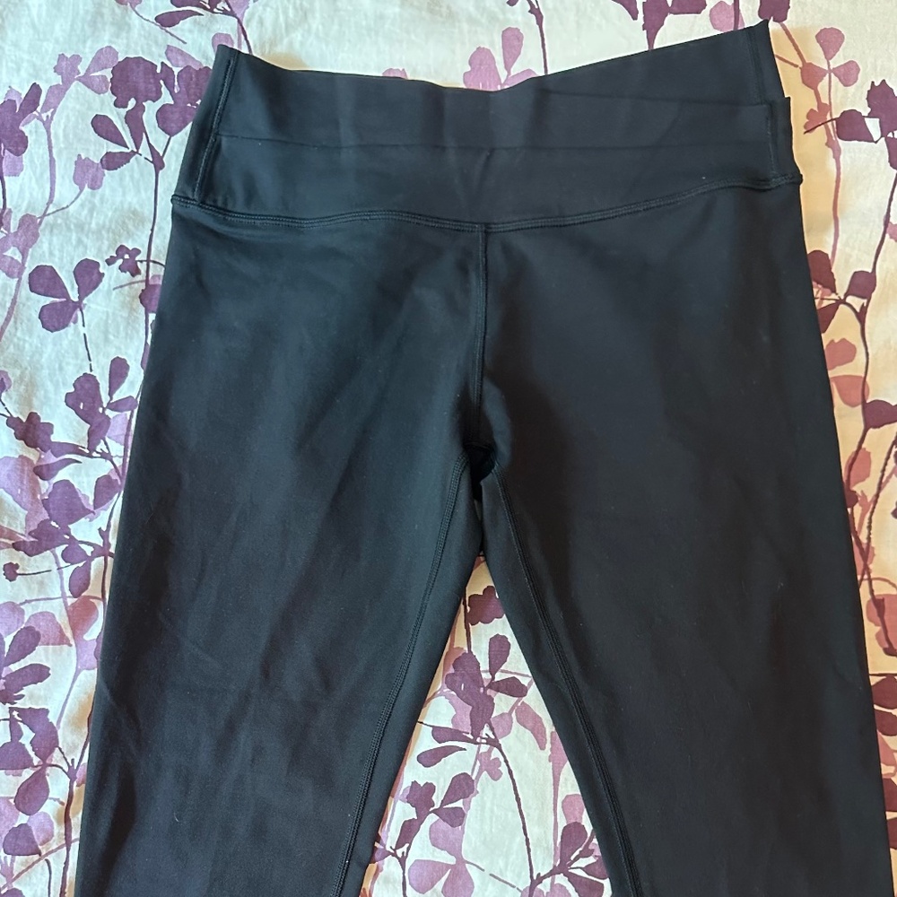 Lululemon Cross front crop black leggings 6